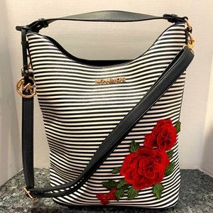 Michael Kors Lg Shoulder Bag w Floral Appliqué